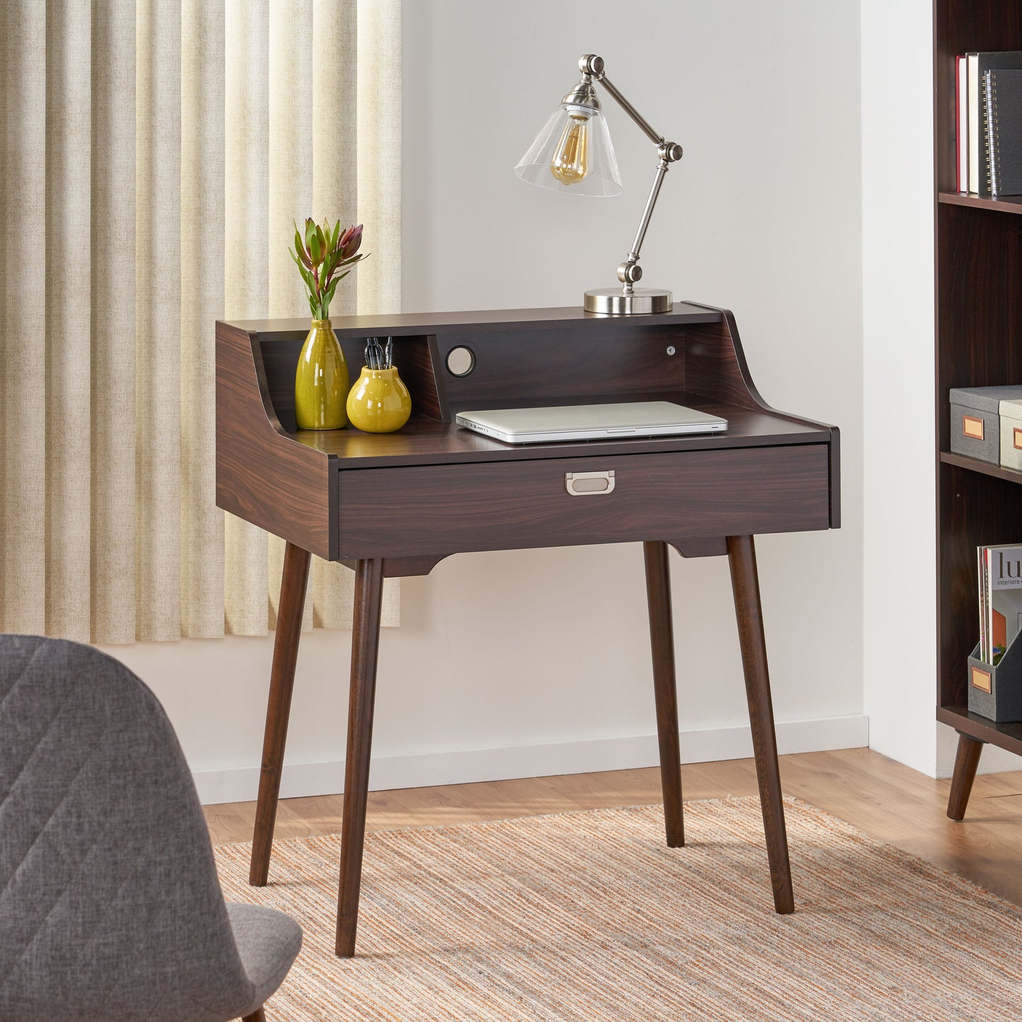 Study Desk Featuring a spacious design and durable construction