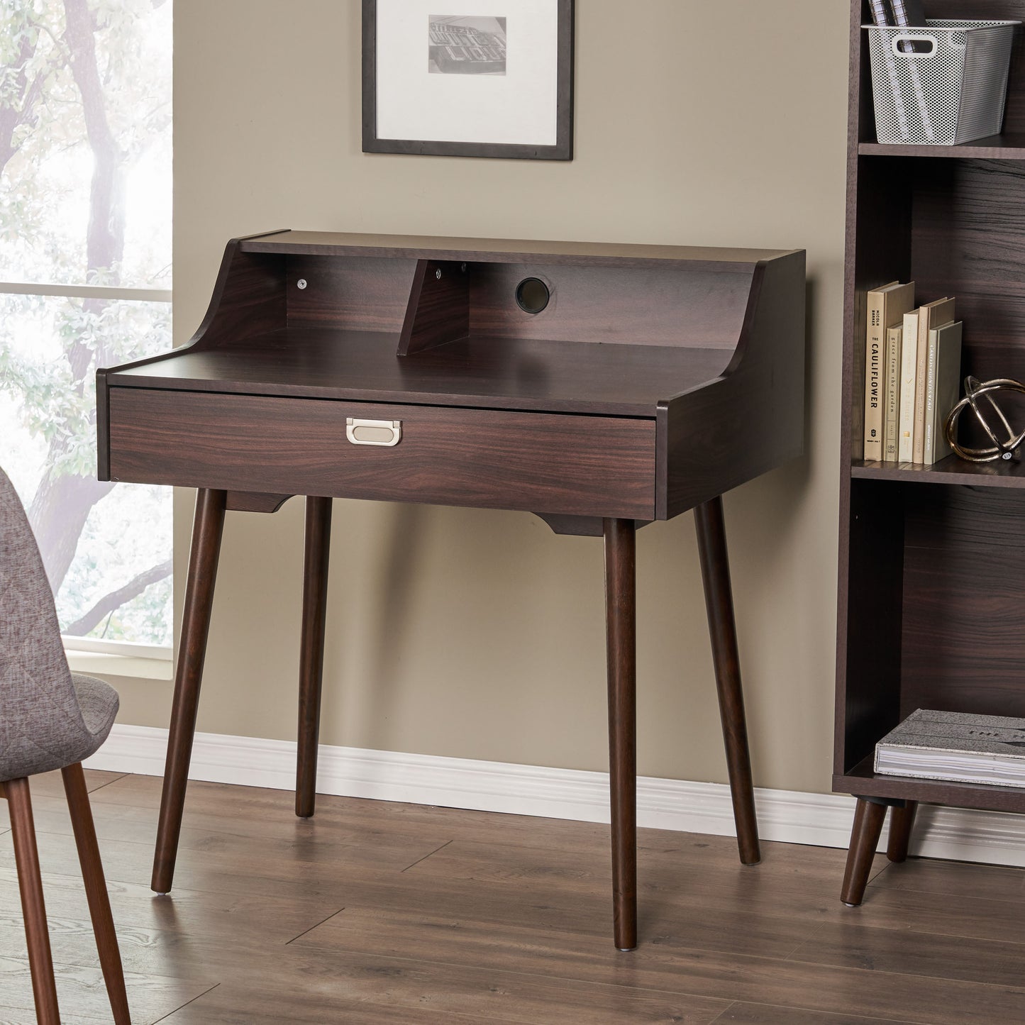 Study Desk Featuring a spacious design and durable construction