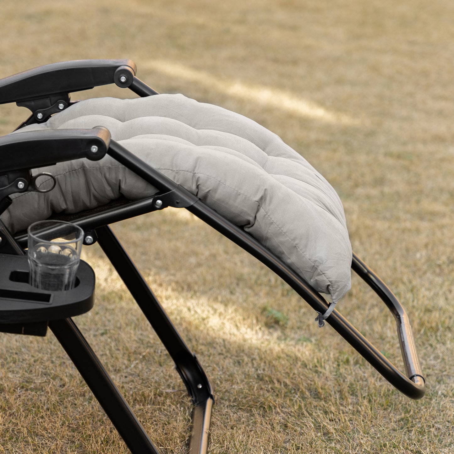 Zero Gravity Chair, Folding Reclining Lounge Chair, Padded Cushion, Side Tray