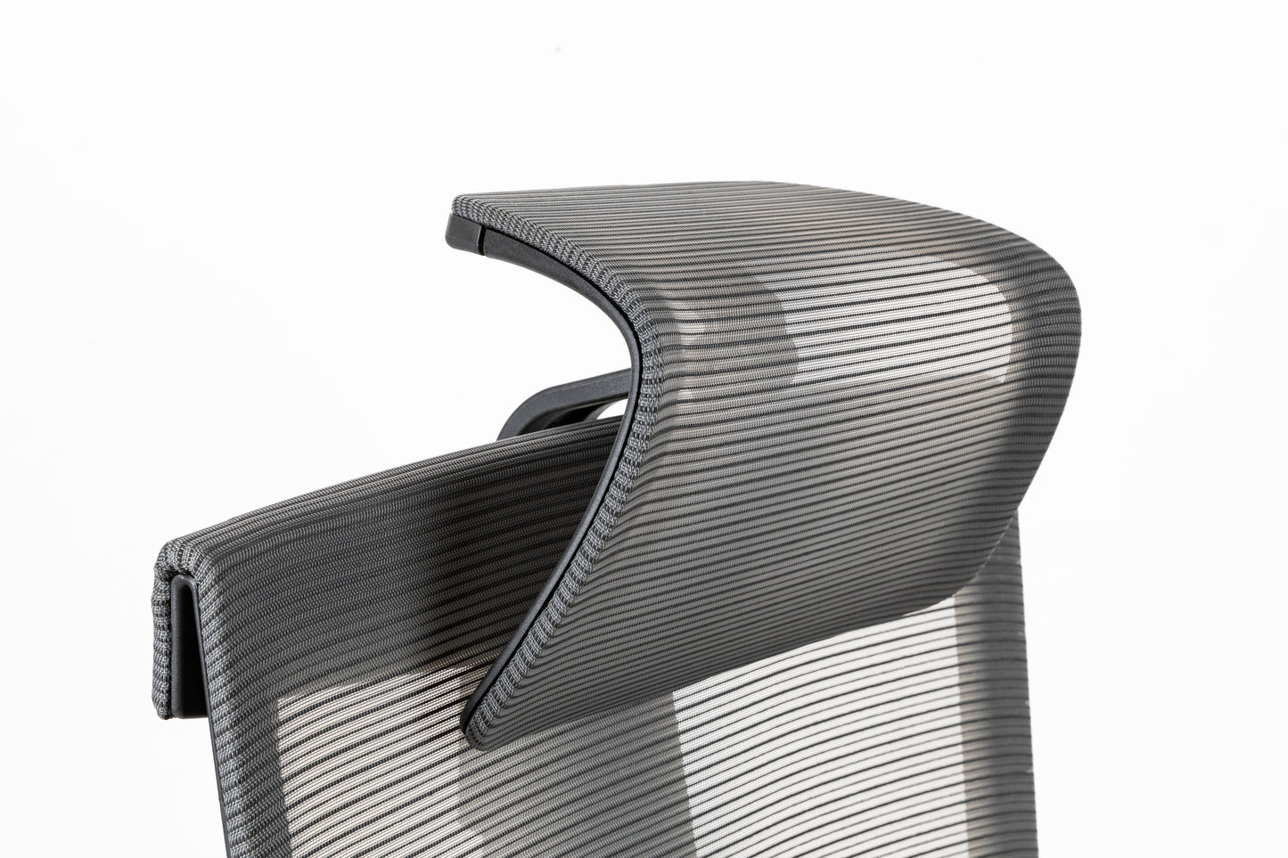 Executive office chair with headrest and 2D armrest