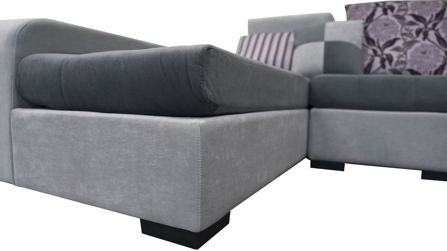 Modular Tufted Sectional With Chaise