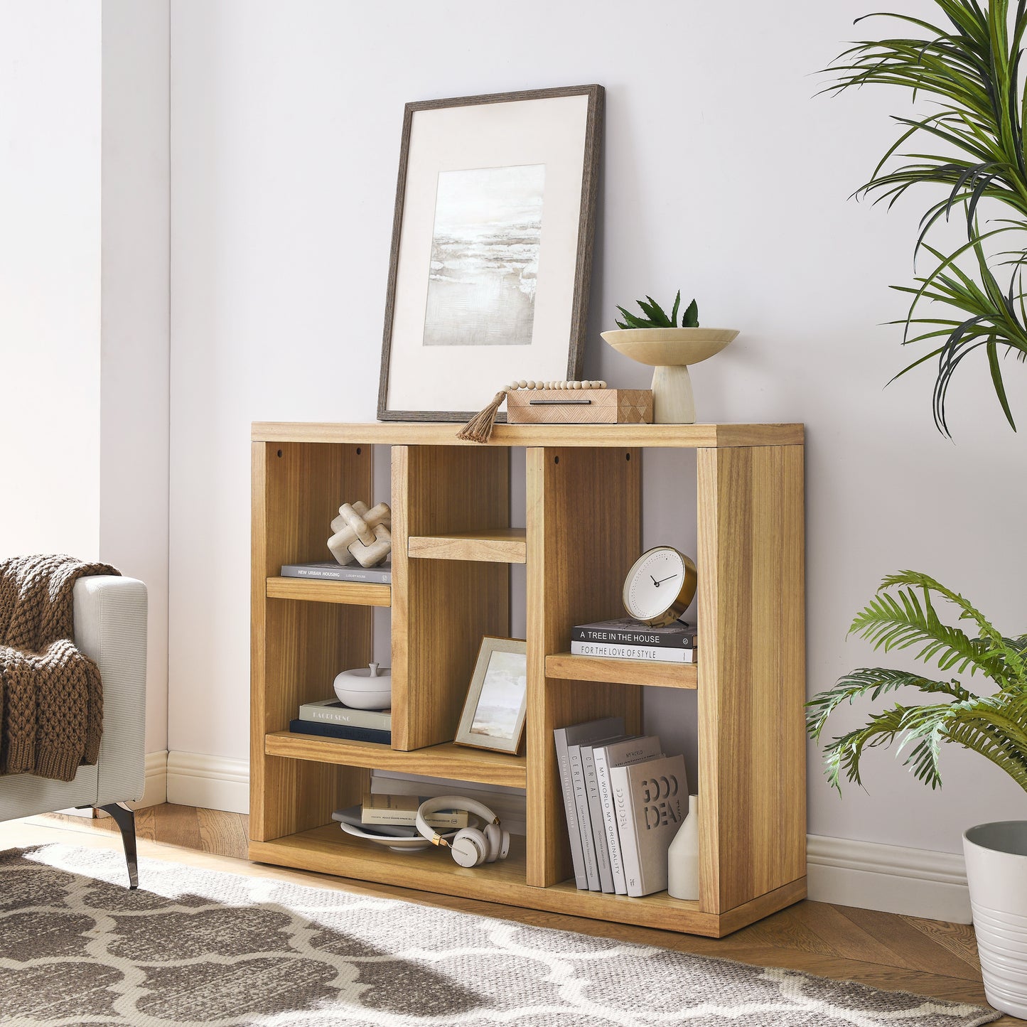 Freestanding Display Storage Cabinet with 7 Cube Storage Spaces