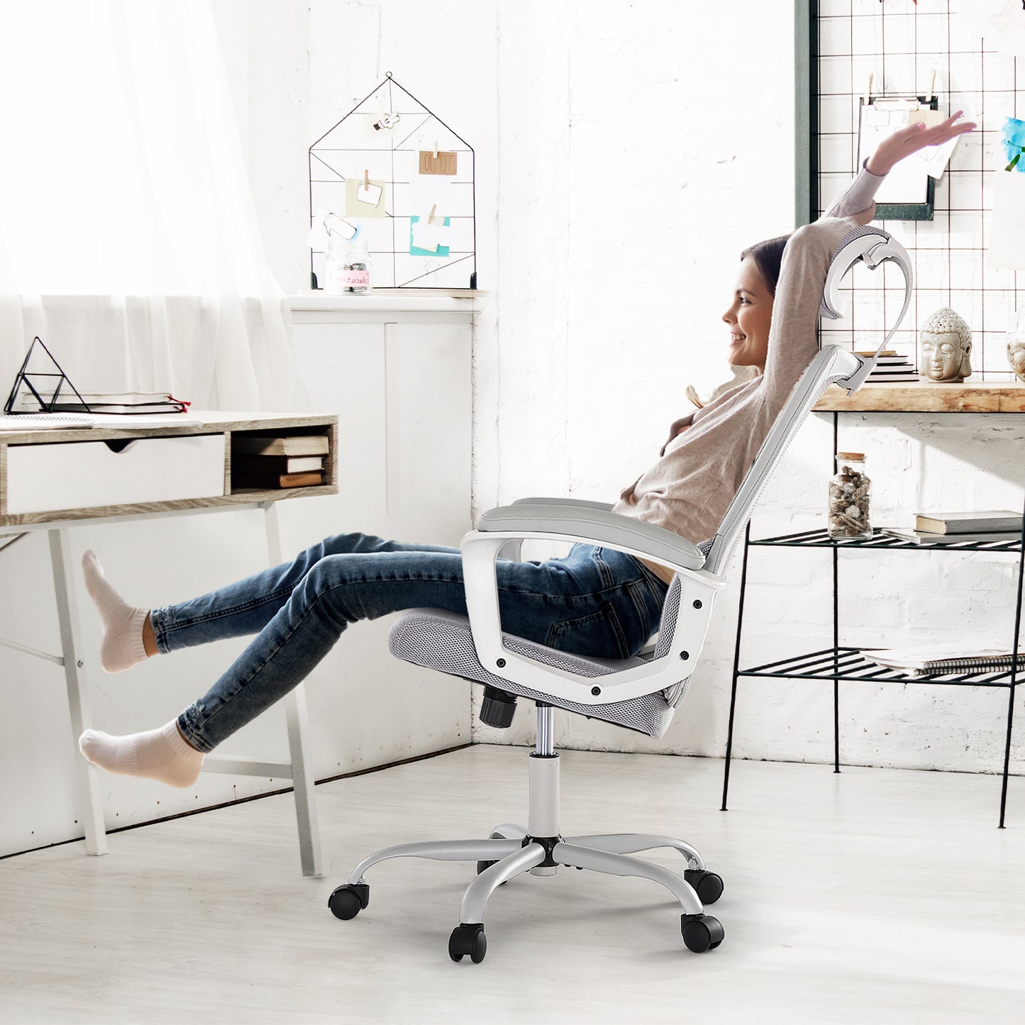 Ergonomic Office Gaming Chair, Adjustable Headrest, Lumbar Support