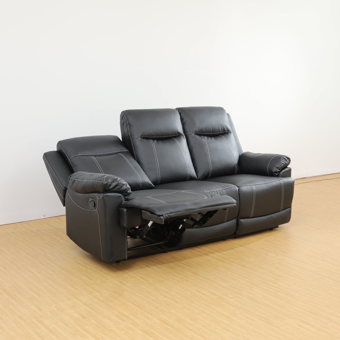 3-Seater Sofa: Recliner Chaise, 2 Cup Holders, Armrests, Black